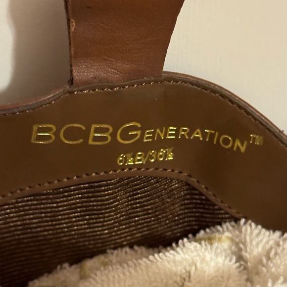 BCBG light brown calf boots. Western style. Cowboy - Picture 3 of 4